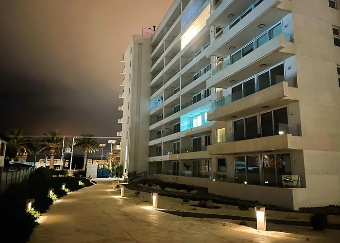 Hom I Amplio Estudio A Estrenar En La Serena Con Parking 026