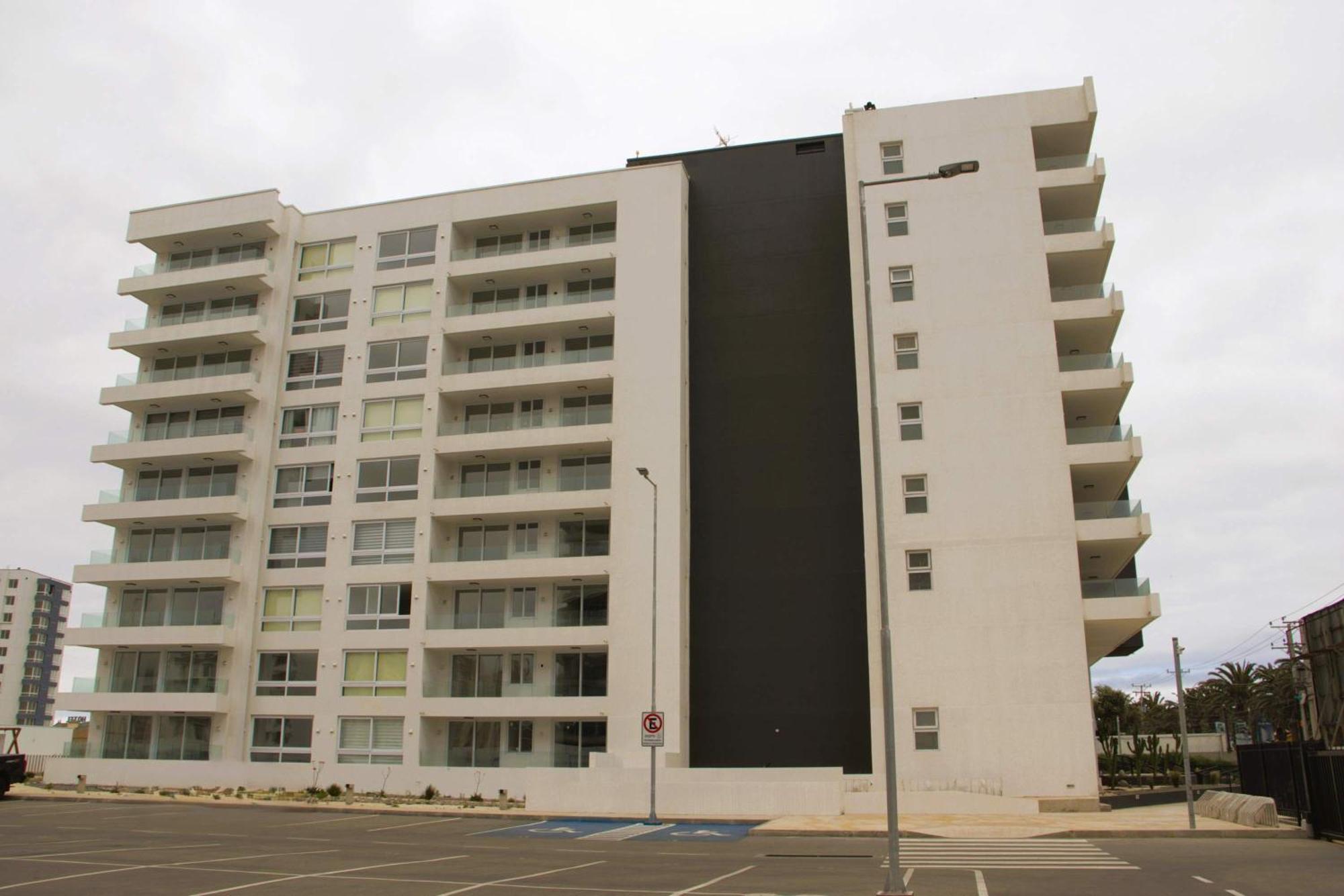 Hom I Amplio Estudio A Estrenar En Con Parking 026 * La Serena