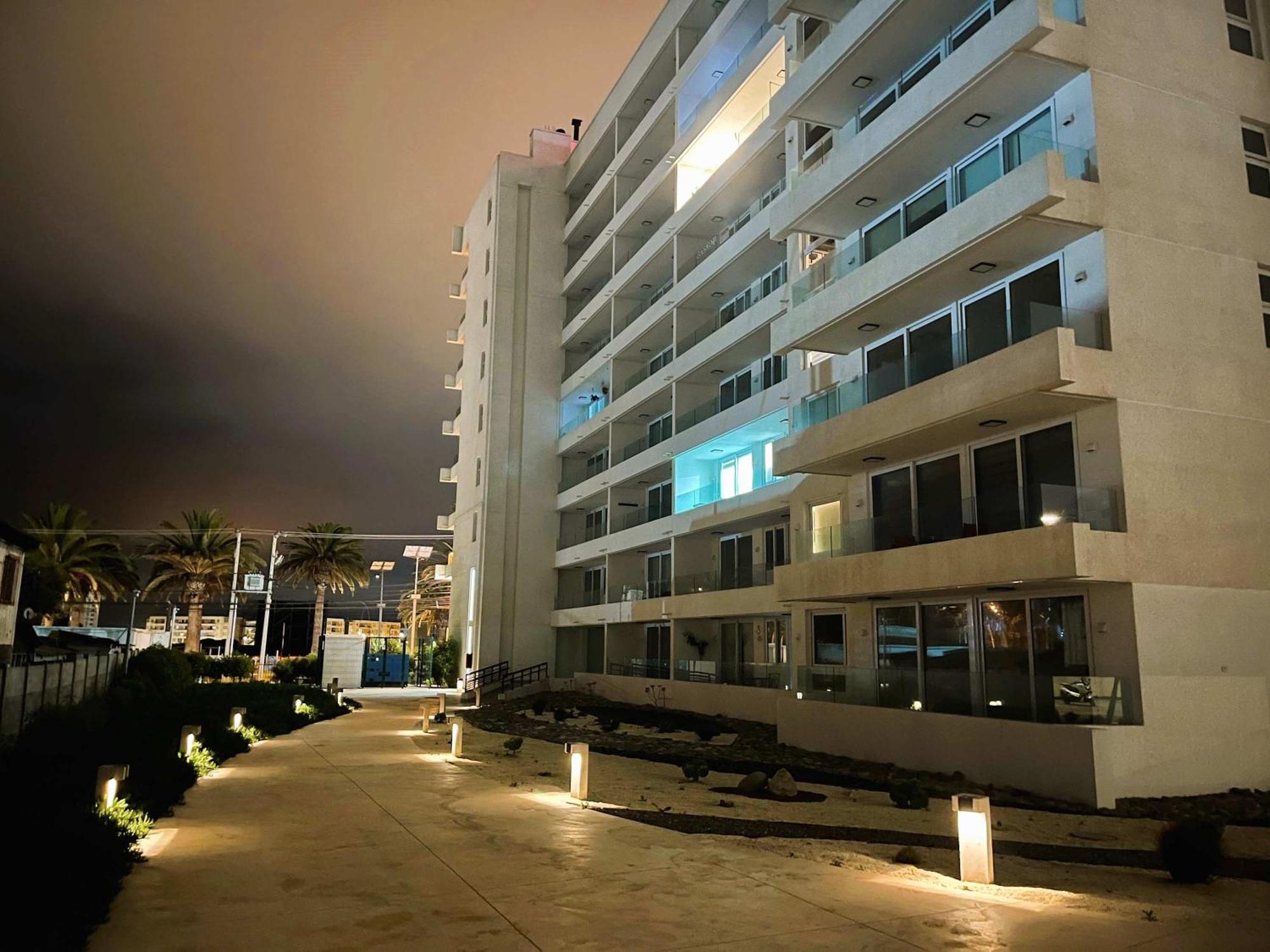 Hom I Amplio Estudio A Estrenar En Con Parking 026 La Serena